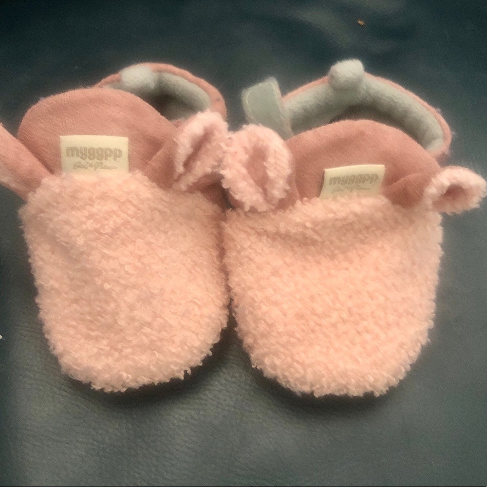 My GGPP girls bunny ears slipper booties 5” long